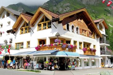 Duty Free Flurina (oua_23882745_image)