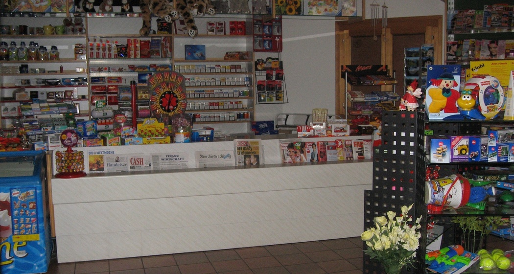 Kiosk & Souvenirs (oua_23953807_image)