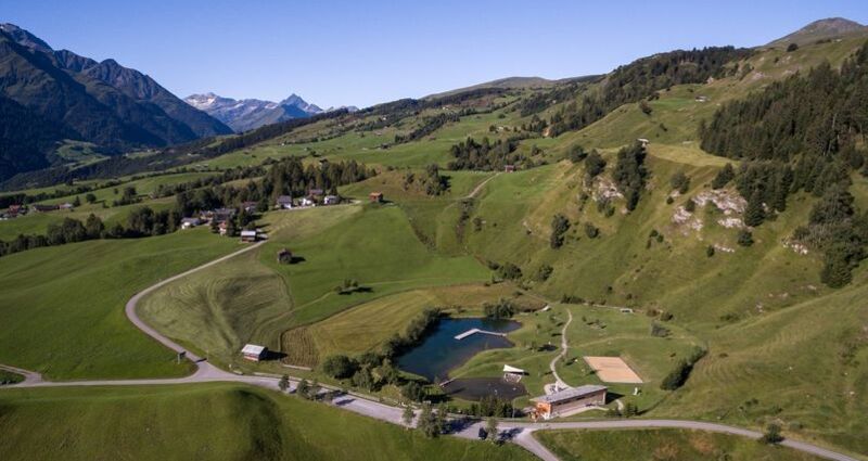 Zeltplatz Davos Munts aus der Vogelperspektive