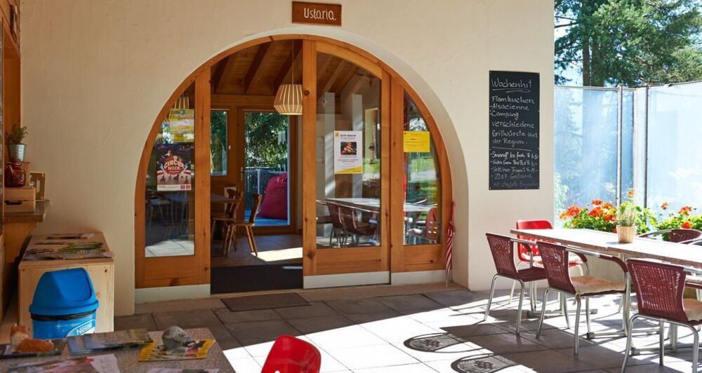 Gurlaina Café / Shop – TCS Camping Scuol (oua_24216886_image)