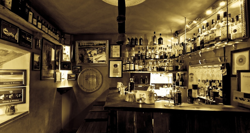Smallest Whisky Bar on earth (oua_24288139_image)