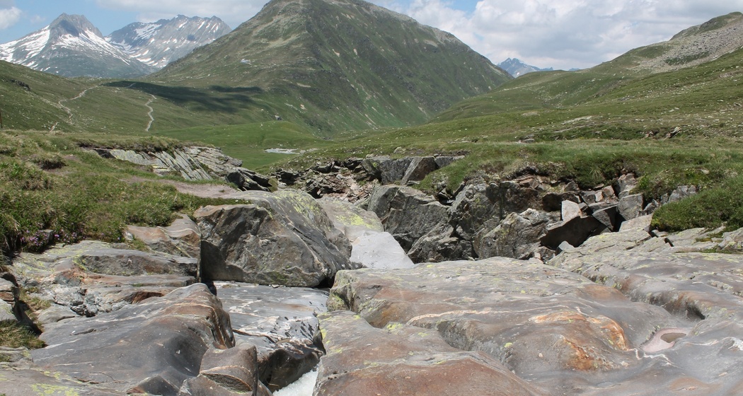 Piogn Crap mit Piz Cavradi