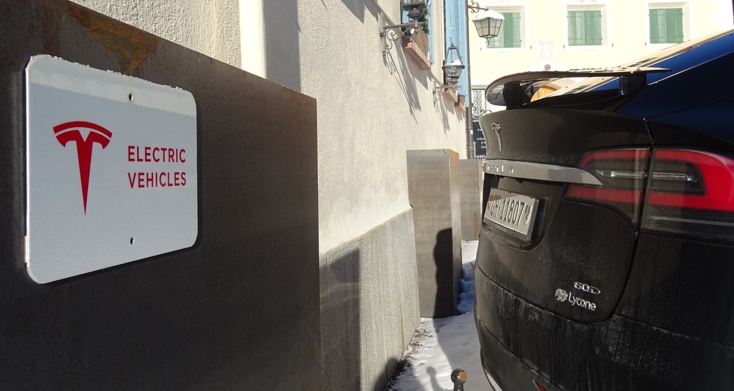 Tesla und andere – Hotel Restaurant Meisser (oua_25231481_image)