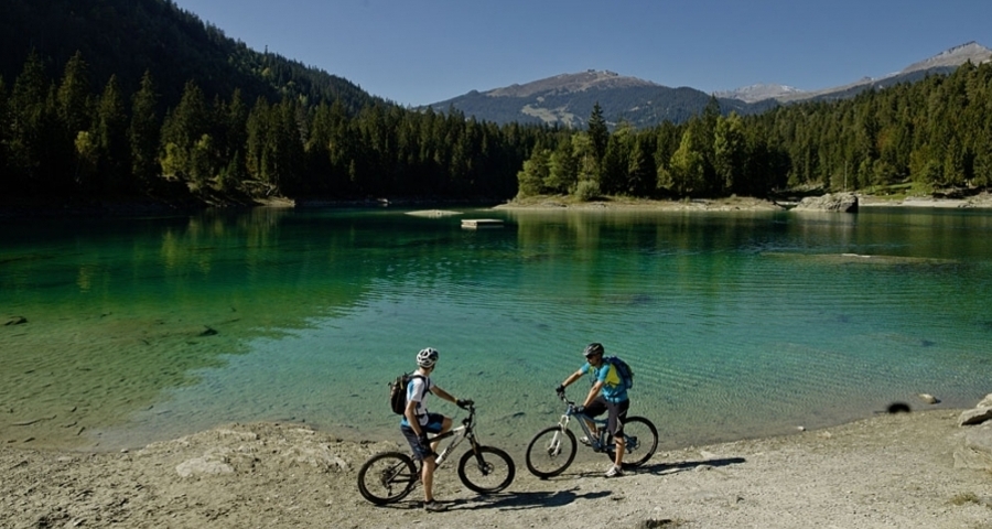 Biken am Caumasee