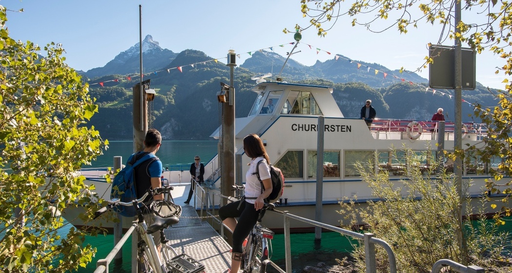 Am Hafen von Betlis geht es mit dem Schiff weiter.