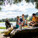 Globi hiking trail, barbecue at the Spechersee