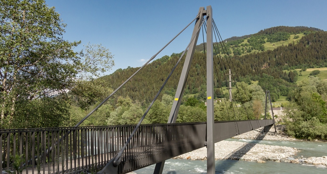 Brücke Castrisch-Schluein