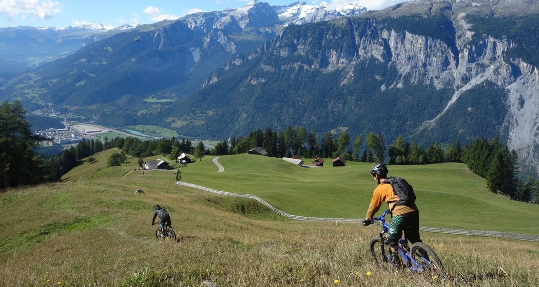 Abfahrt zur Alp Juchs