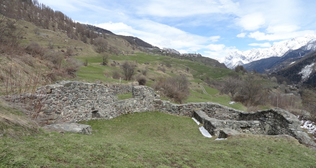 Ruinen Gonda (oua_30142726_image)