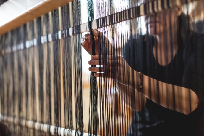 Hand weaving Tessanda Val Müstair (oua_30203649_image)