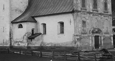 Die ehemalige Barockfassade, auf die sich die Segantini-Skizze bezieht, wurde 1941 erneuert.