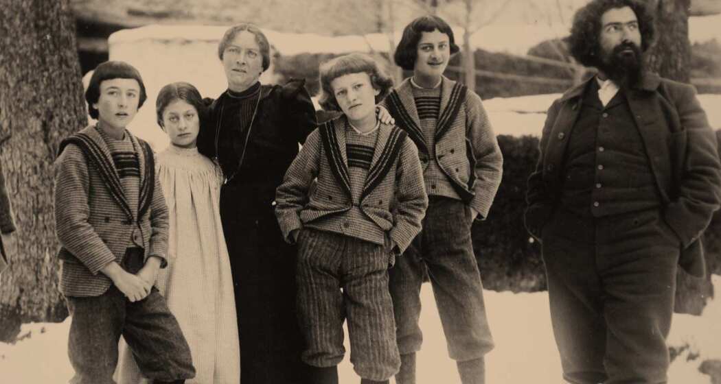 Mario, Bianca, Bice, Alberto, Gottardo und Giovanni Segantini (v.l.) im Jahr 1895.