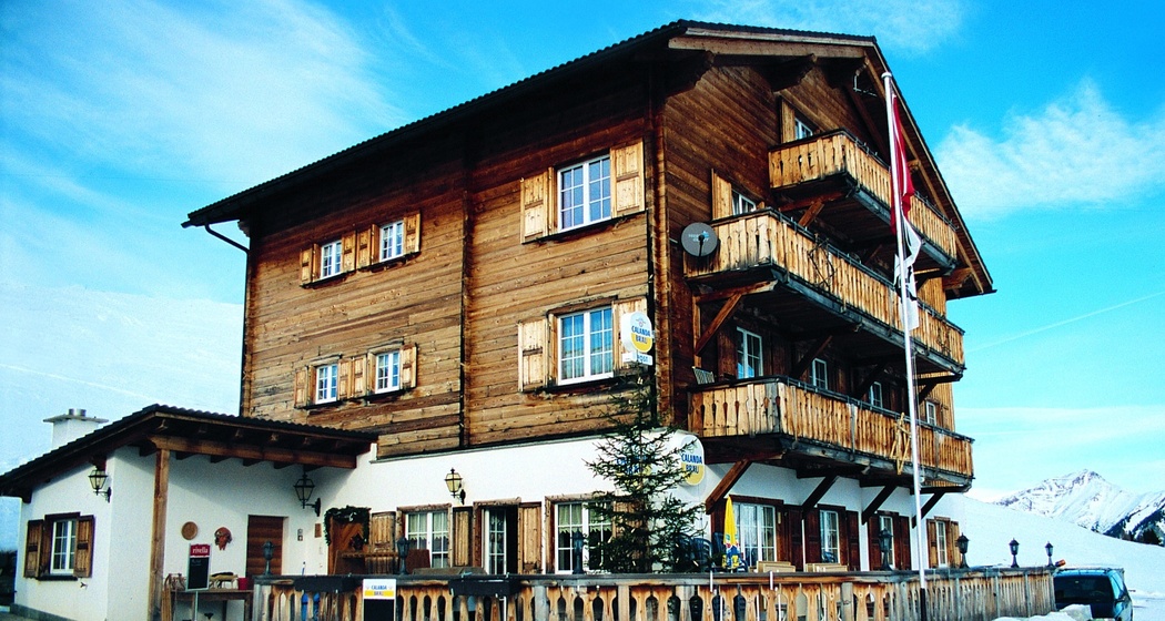Gasthaus Post, Obermutten Winter