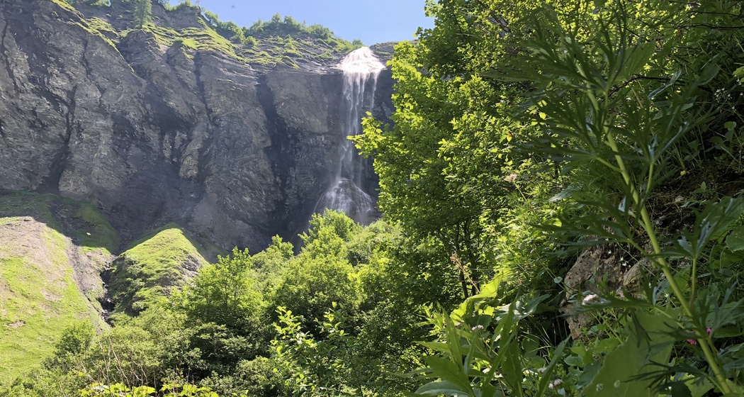 Wunderbares Ziel; die Wasserfallarena Batöni