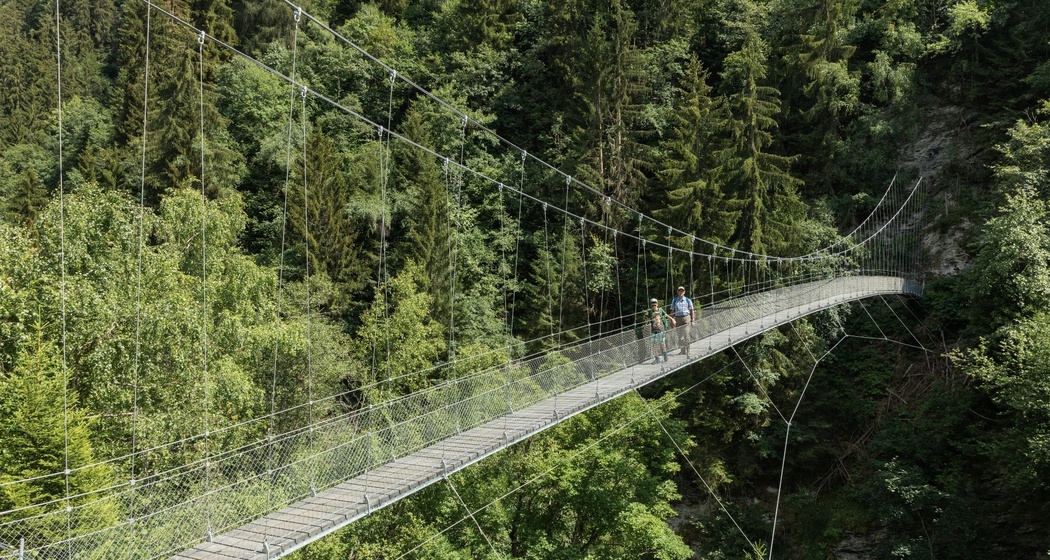 Hängebrücke Val da Tersnaus