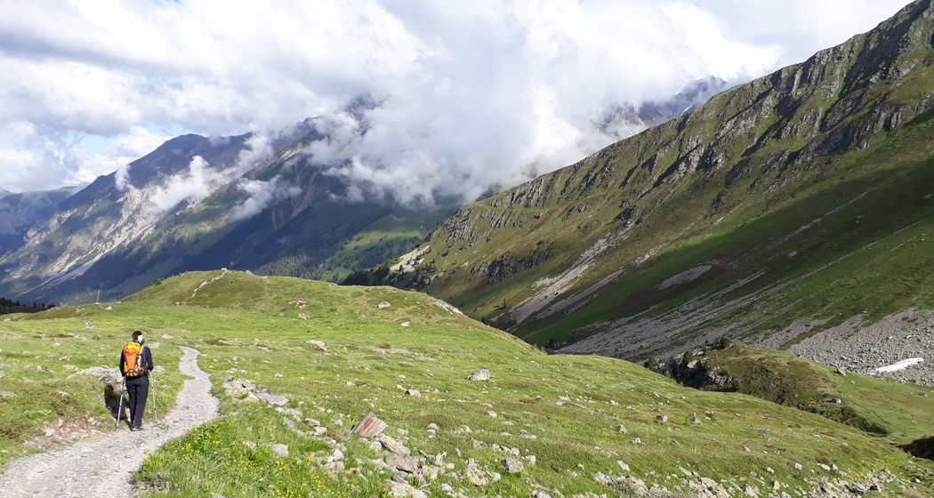 Weg von der Kesch-Hütte nach Chants
