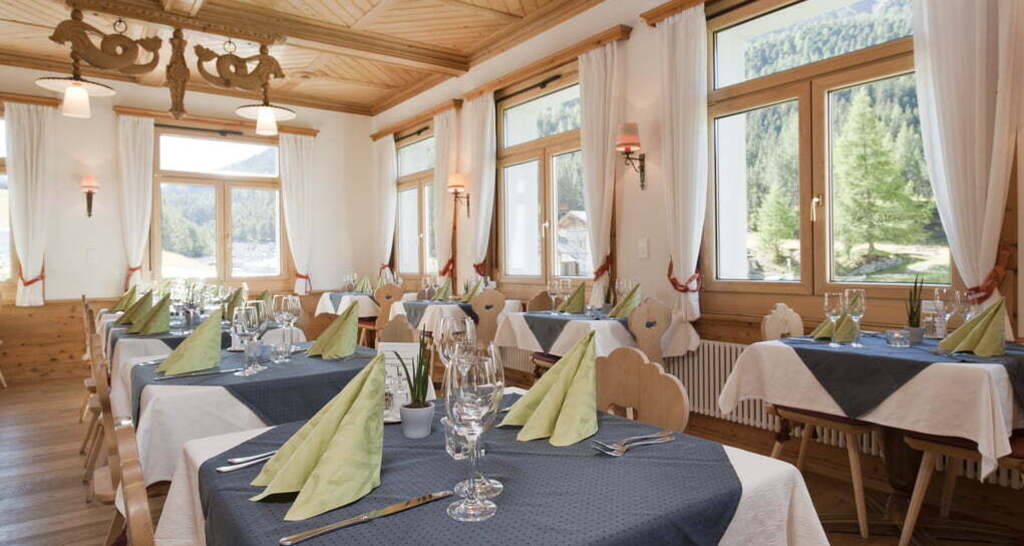 Hotel Restaurant Parc Naziunal Il Fuorn (oua_32859632_image)