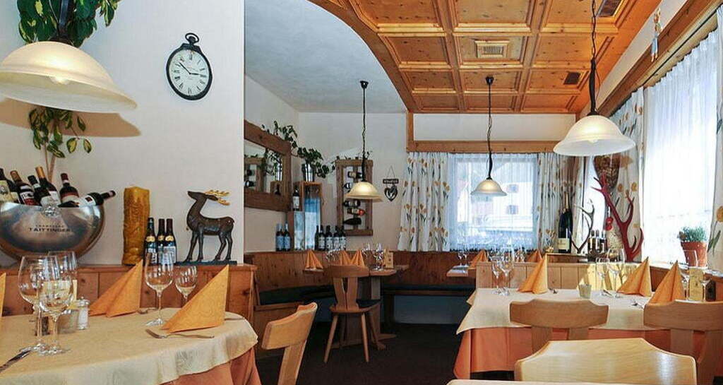 Hotel Restaurant a la Staziun (oua_32972639_image)