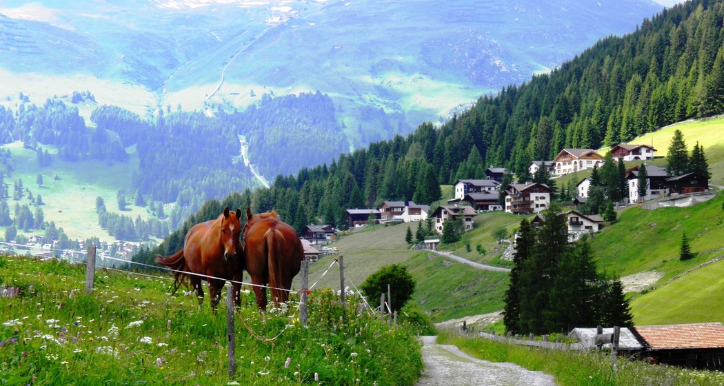 «In den Büelen» - Eingang zu Davos