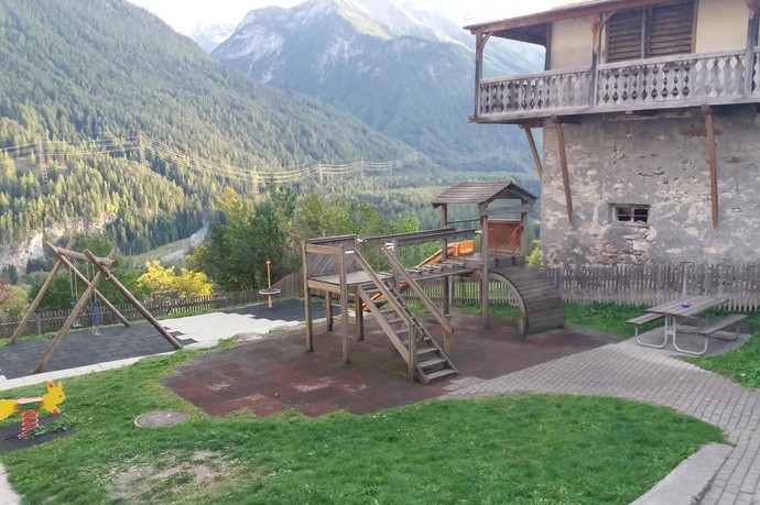 Spielplatz Ramosch (oua_33153087_image)