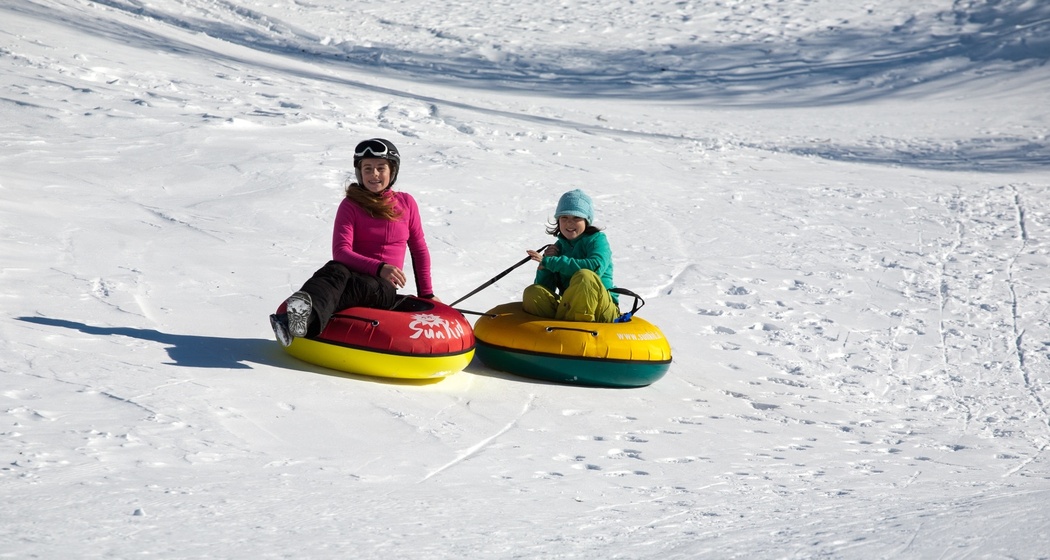 Snowtubing Maloja (oua_33373837_image)