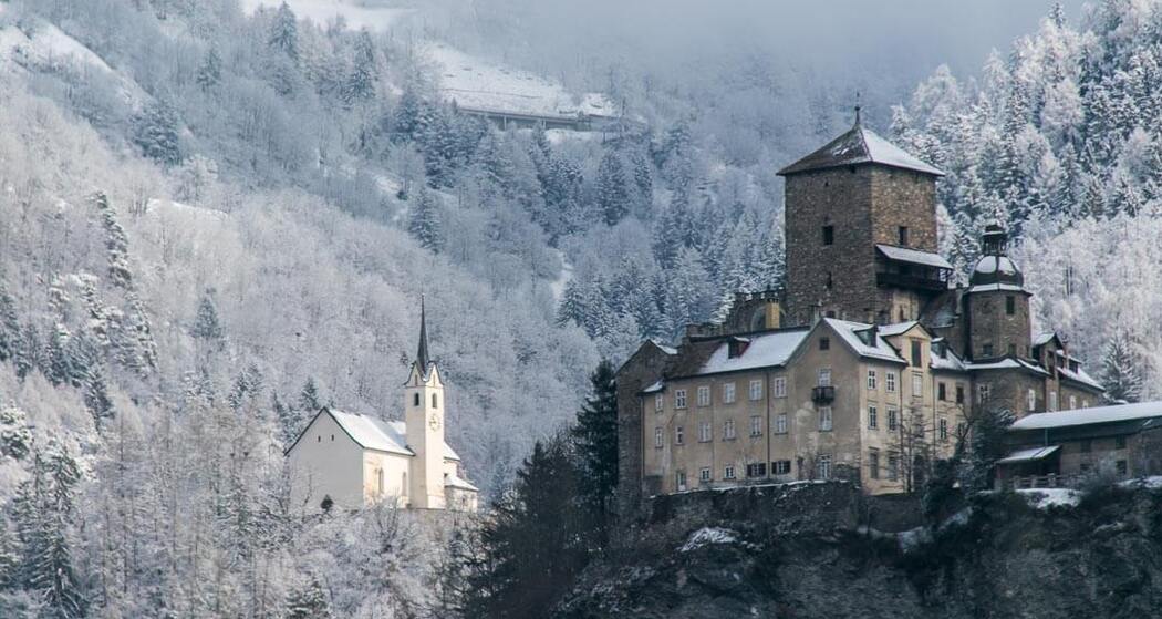 Schloss Ortenstein Winter