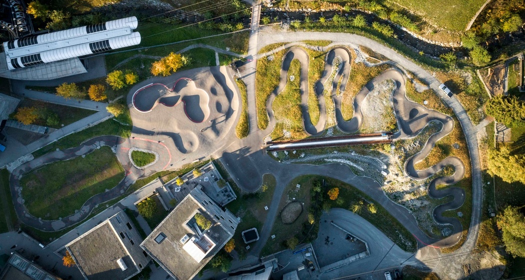 Urban Surfwave (oua_33828180_image)