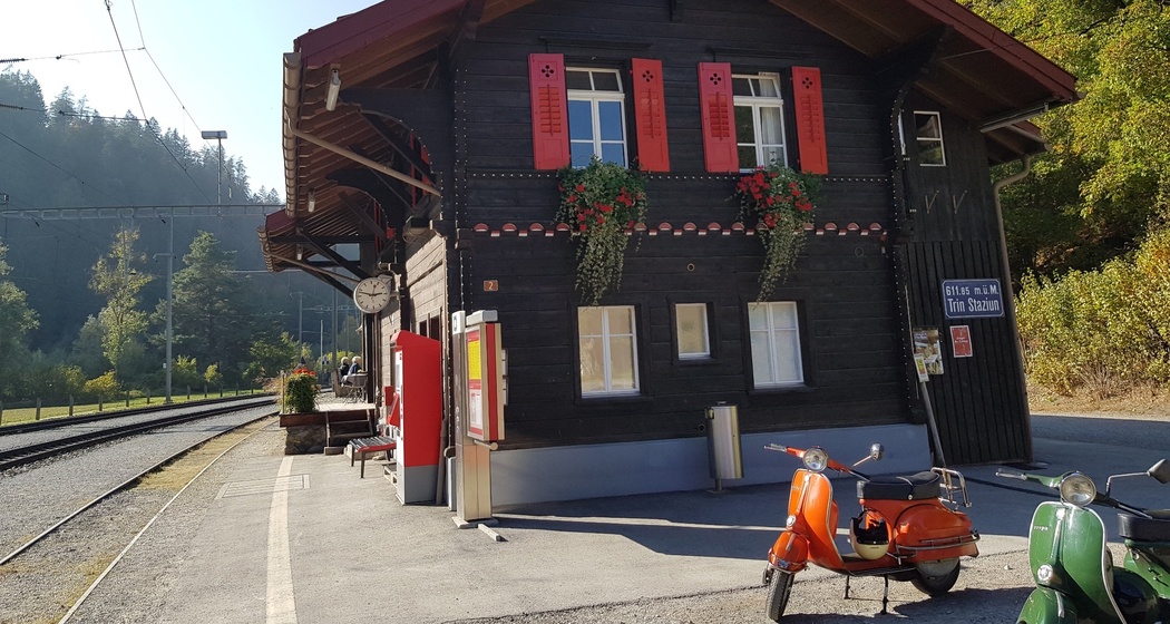 Bahnhof Trin Staziun