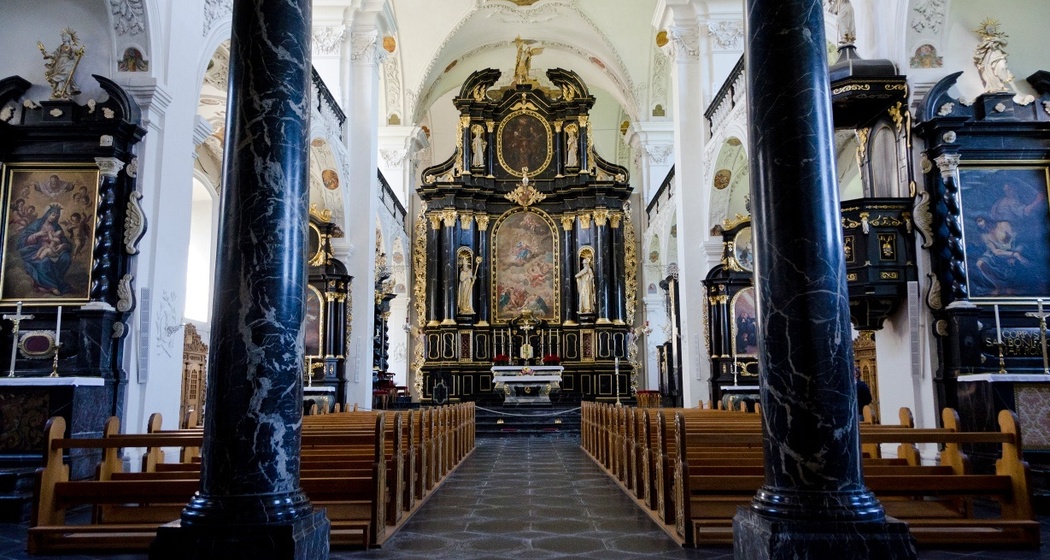 Imposantes Innenleben der Klosterkirche Pfäfers