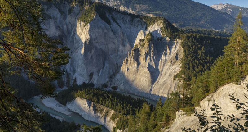 Sommer in der Rheinschlucht: Die Chrummwag