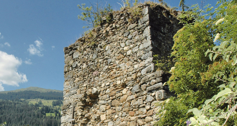 Burg Strahlegg Fideris