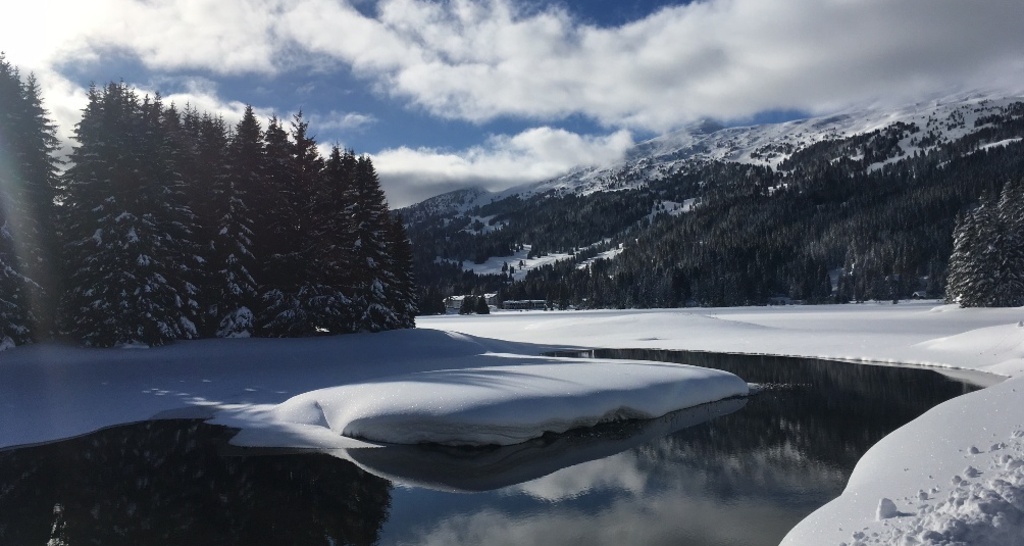 Verschneiter Heidsee