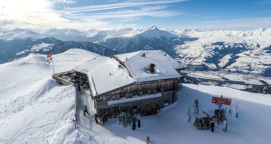 Scalottas aussen Winter