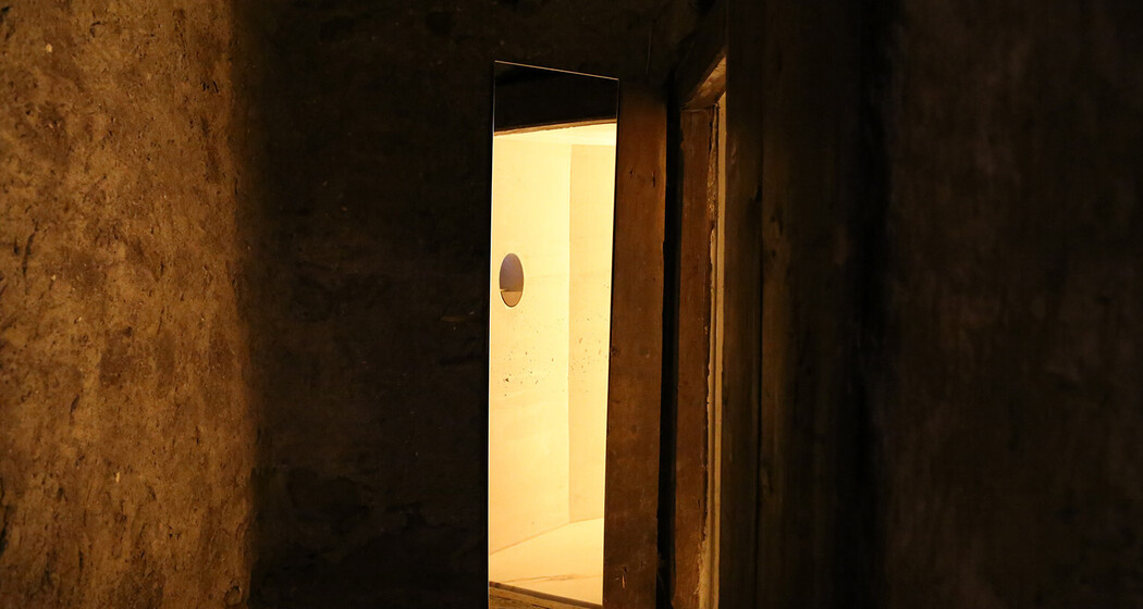 Eingang zur begehbaren Skulptur