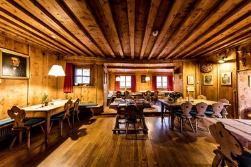 Hotel Chasa Chalavaina (oua_36736194_image)