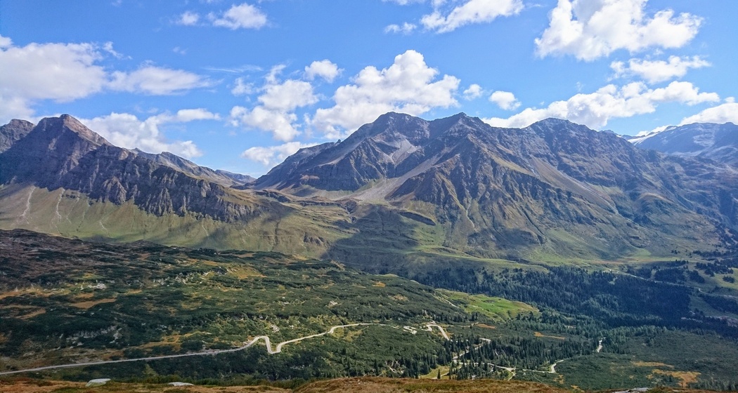 Pass (Blick von der Strada Alta)