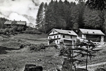 Hof Zuort und Chasa Mengelberg