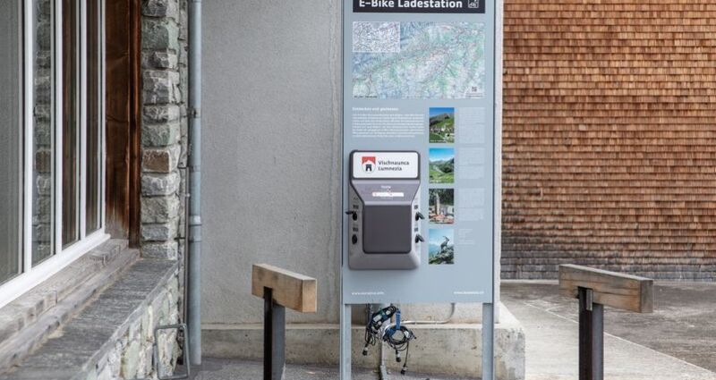 E-Bike Ladestation Vrin (oua_38631127_image)