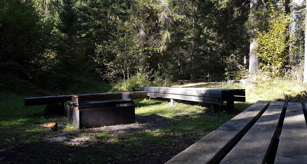 Landschaftlich reizvolle Wanderung entlang des Landwassers (oua_39824094_image)