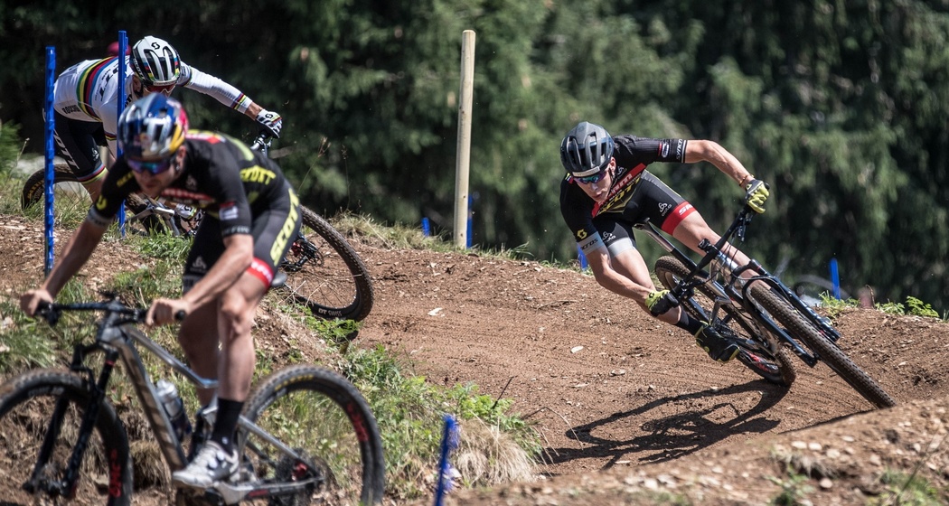 Der Swiss train im Dual Slalom