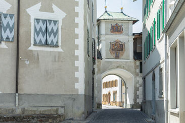 Obertor mit verschiedenen Bemahlungen