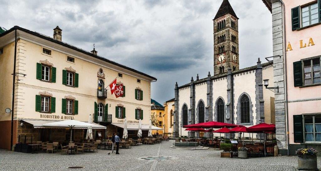 Piazza Poschiavo