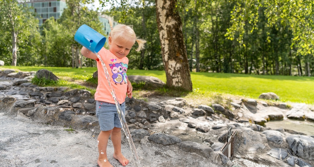 Am Badesee Lai Barnagn (oua_43185617_image)