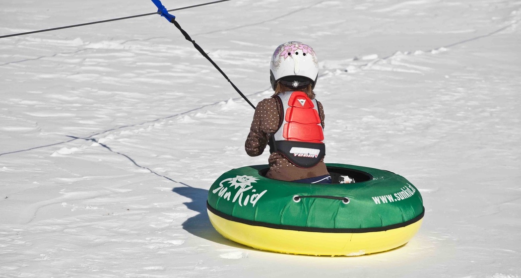 Snowtubing so einfach geht es mit dem Lift