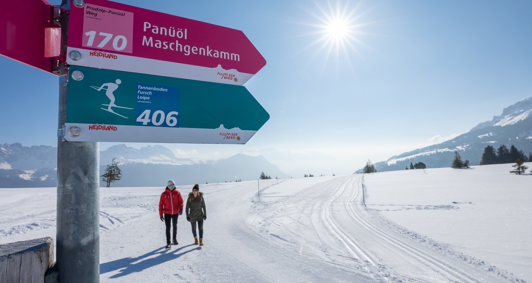 Beschilderung auf dem Winterwanderweg auf dem Flumserberg