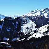 Blick von Grüsch-Danusa auf den Cyprianspitz (Bildmitte)