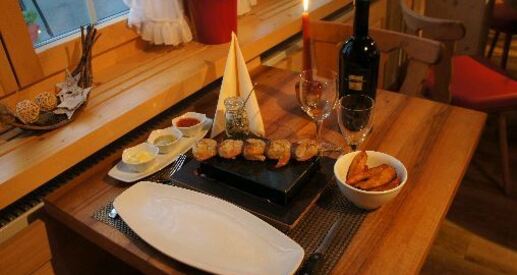 Rolf's Hot Stone (oua_45095386_image)