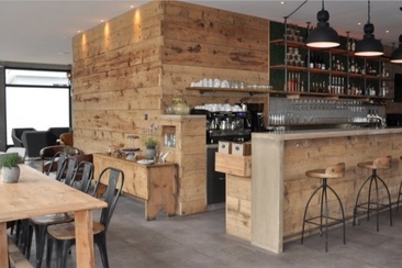 Lokal (oua_45096470_image)