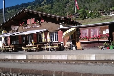 Bahnhöfli Saas