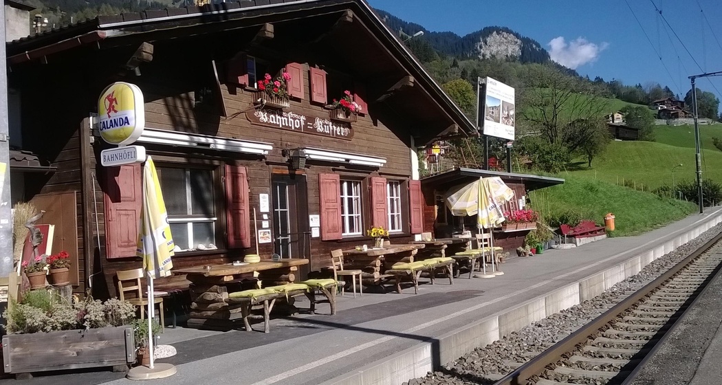 Bahnhöfli Saas